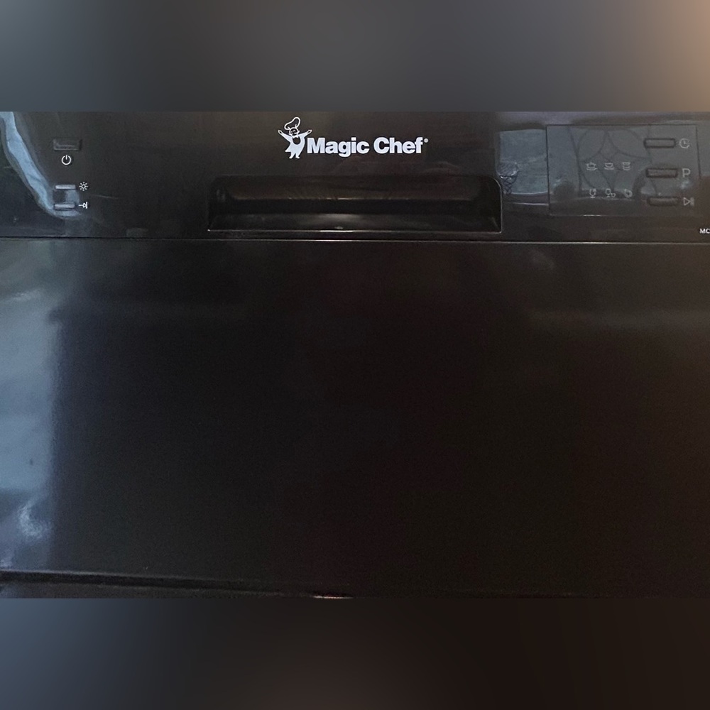 Magic Chef portable dishwasher